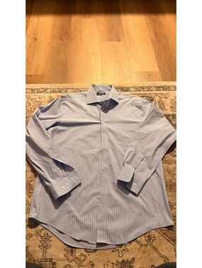Men’s Ralph Lauren button up